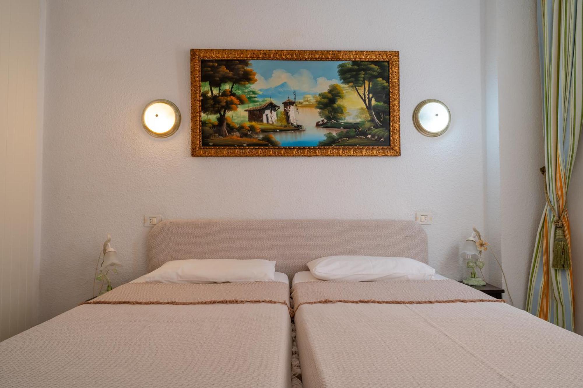 Apartments In Los Cristianos, Tenerife, Canary Islands Los Cristianos  Exterior photo